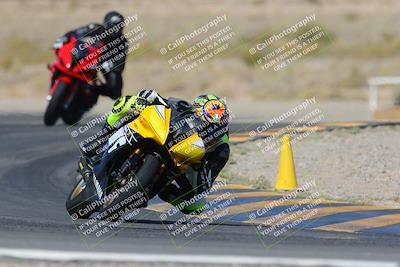 media/Apr-09-2023-SoCal Trackdays (Sun) [[333f347954]]/Turn 11 (10am)/